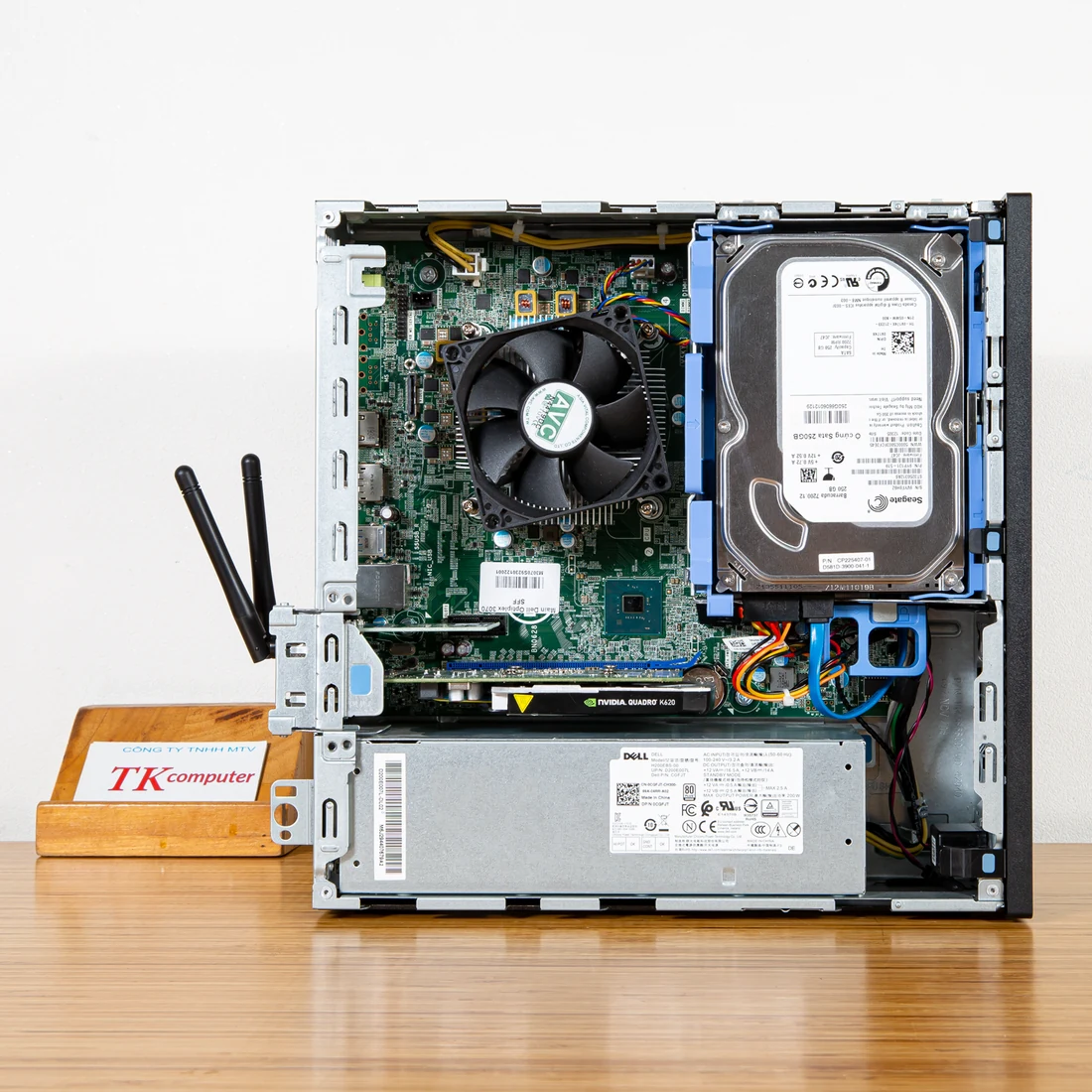 DELL OPTIPLEX 5070 SFF — настолен компютър
