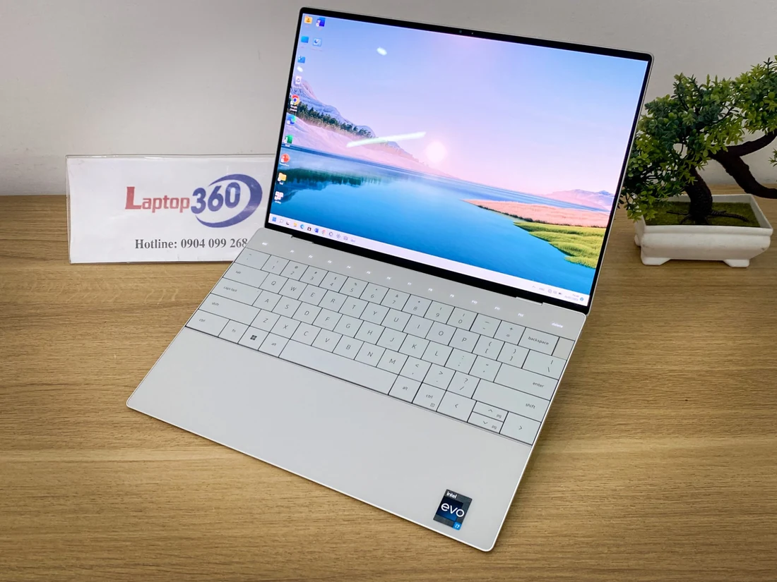 DELL XPS 9320 — рециклиран лаптоп