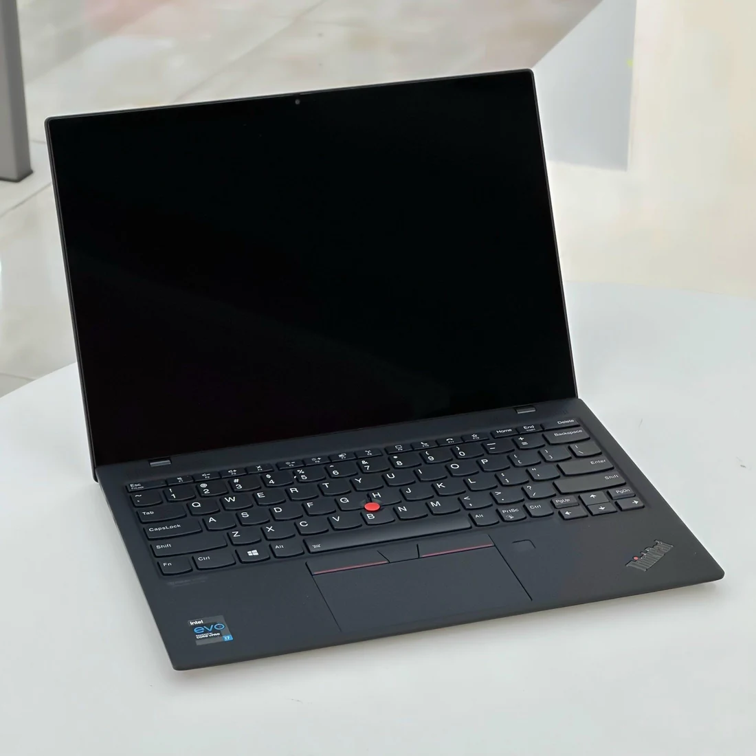 Lenovo ThinkPad X1 Nano GEN 1 — рециклиран лаптоп
