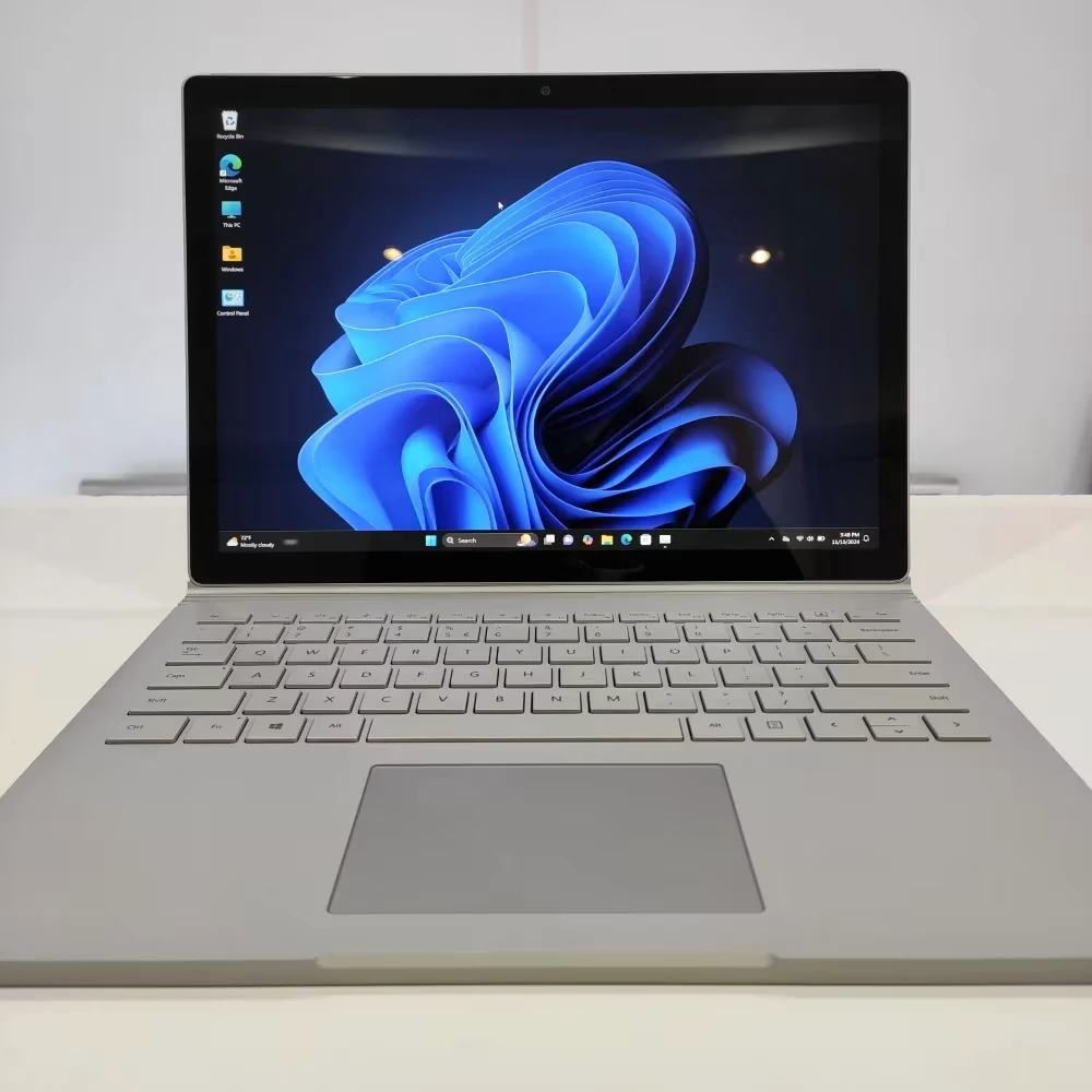 MICROSOFT SURFACE BOOK 3 — рециклиран лаптоп