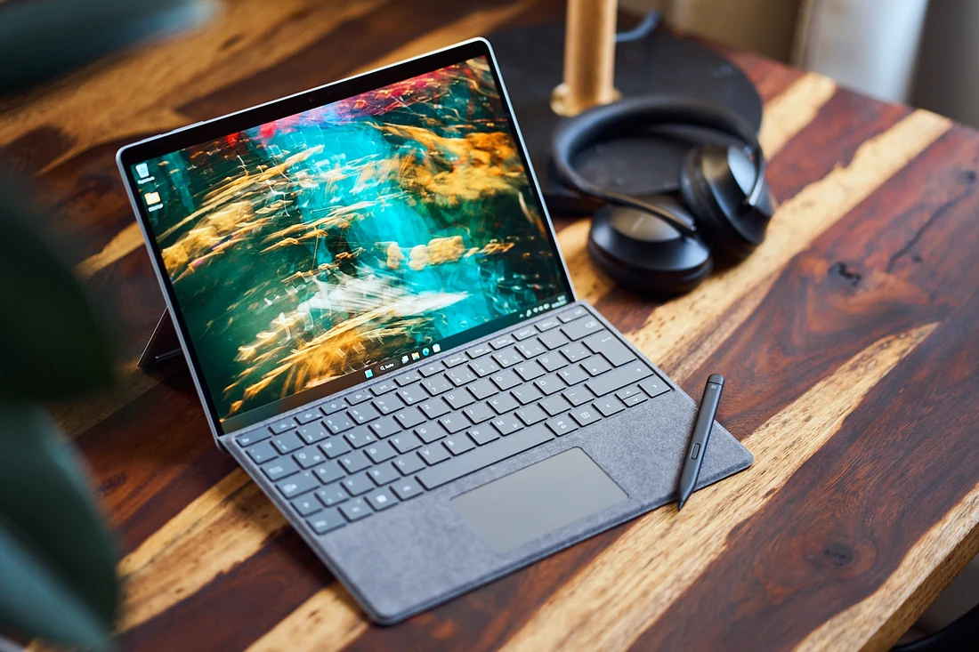 MICROSOFT SURFACE PRO 9 — рециклиран лаптоп
